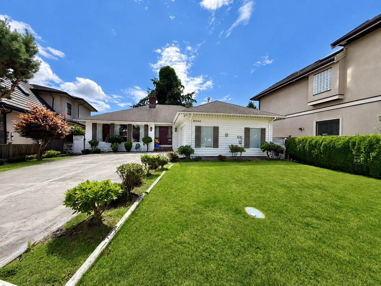 8060 Rideau Place - Photo 1