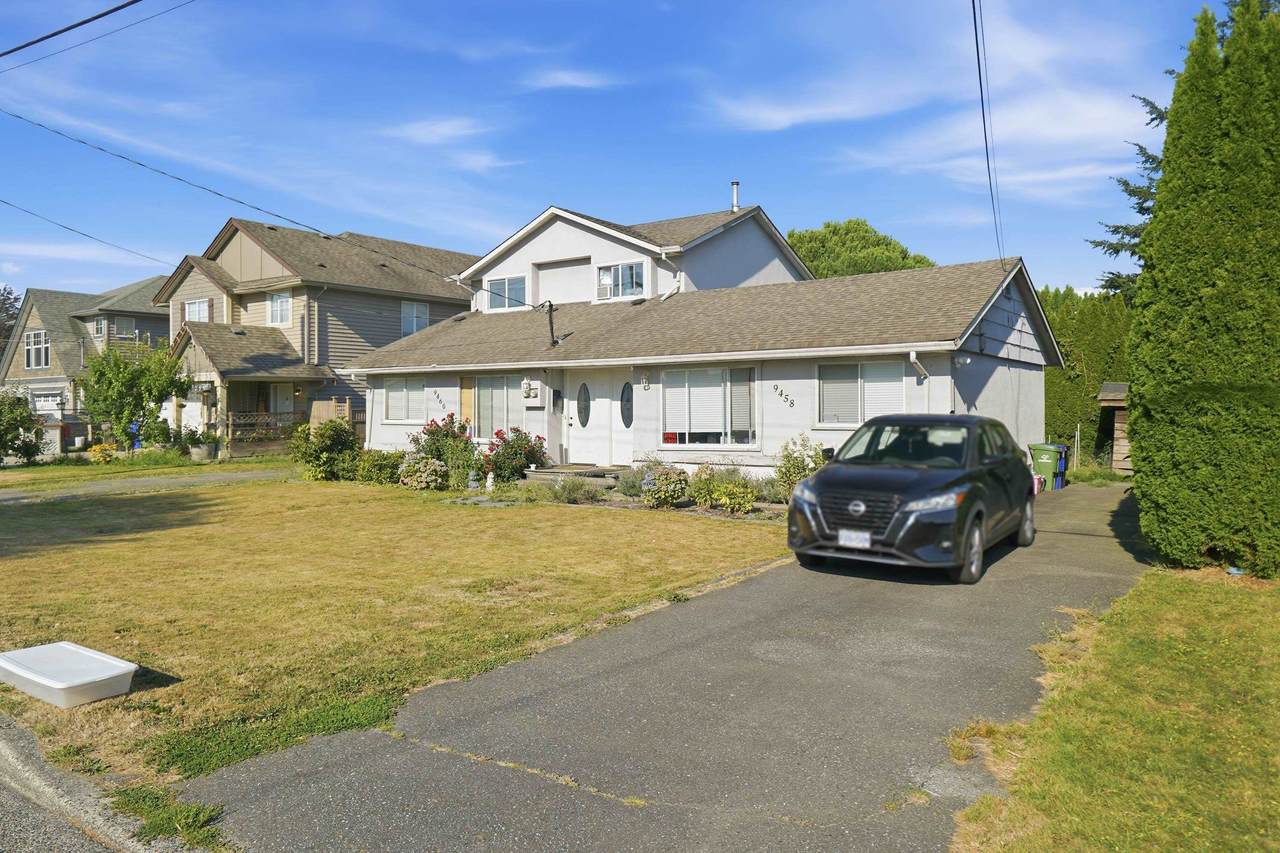 9458 Menzies Street - Photo 1