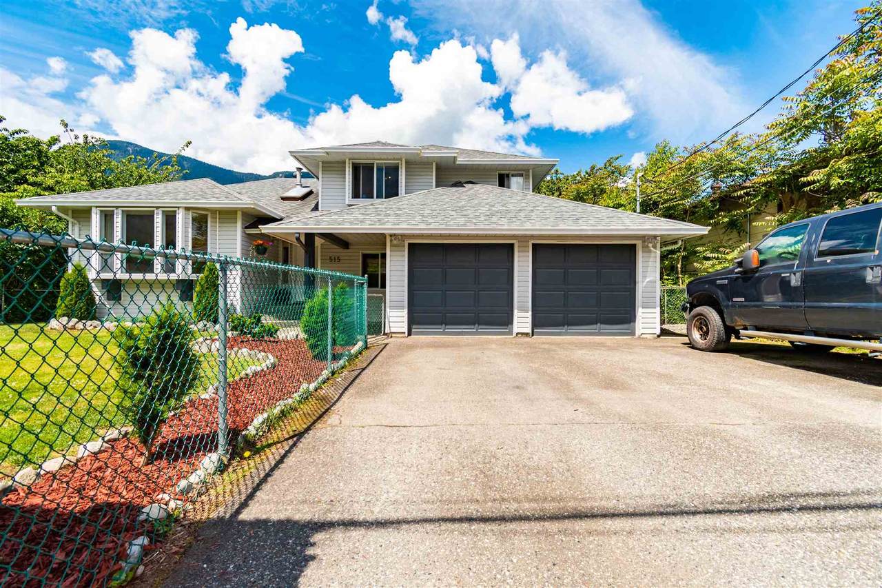 515 Queen Street - Photo 1