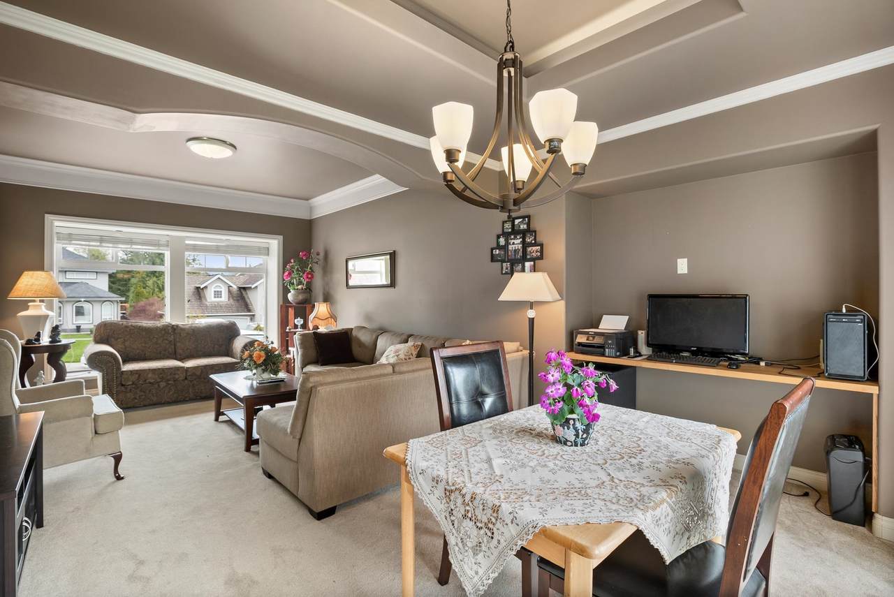 2107 Essex Drive - Photo 1