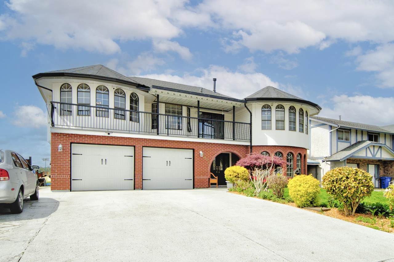 3423 Okanagan Drive - Photo 1