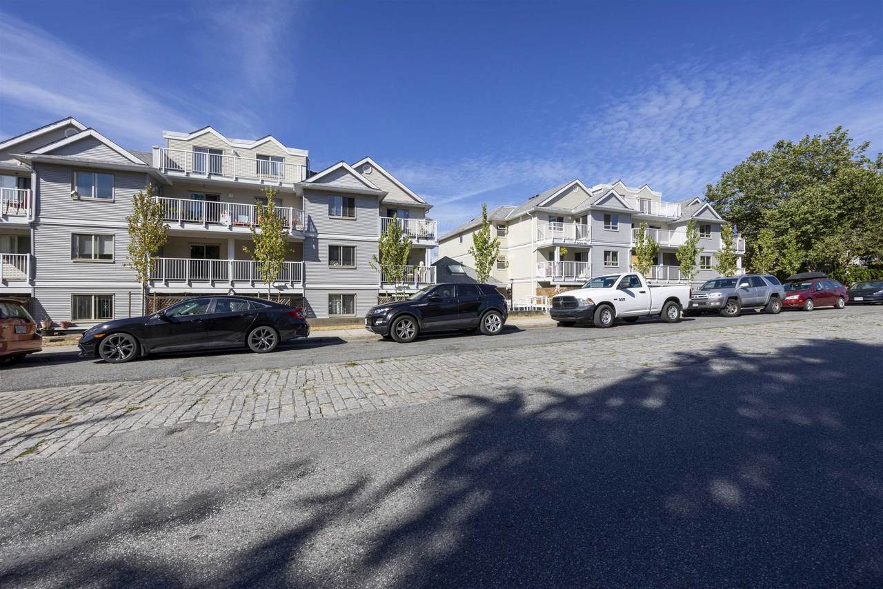 1615 Frances Street - Photo 1