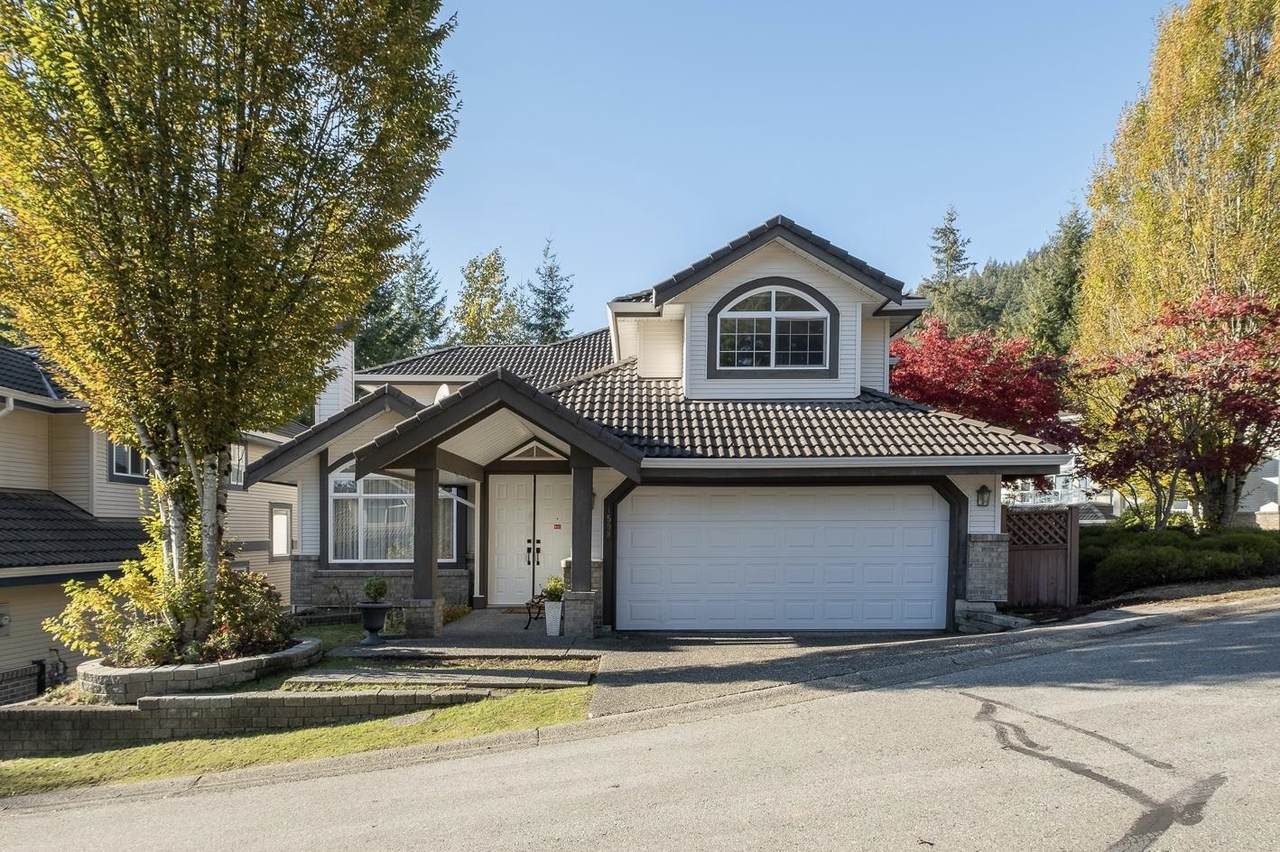 1598 Plateau Crescent - Photo 1