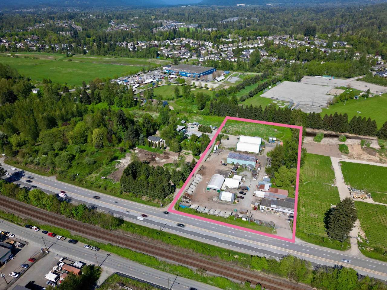 23549 Lougheed Highway - Photo 1
