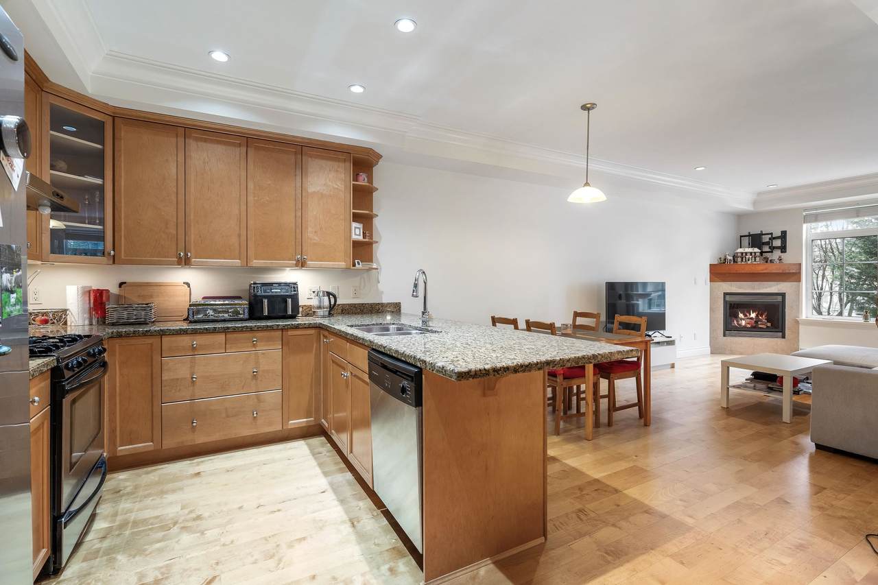 1642 56 Street - Photo 1