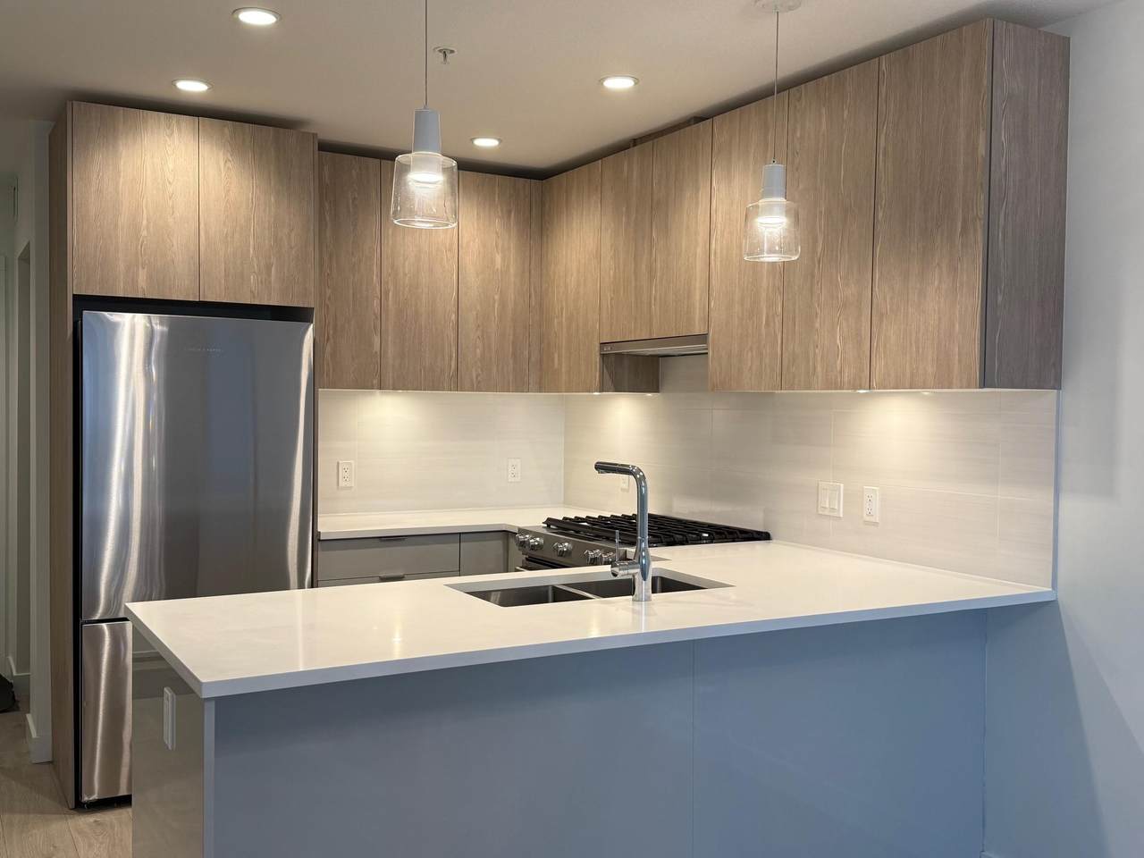 108 8th Street - Photo 1