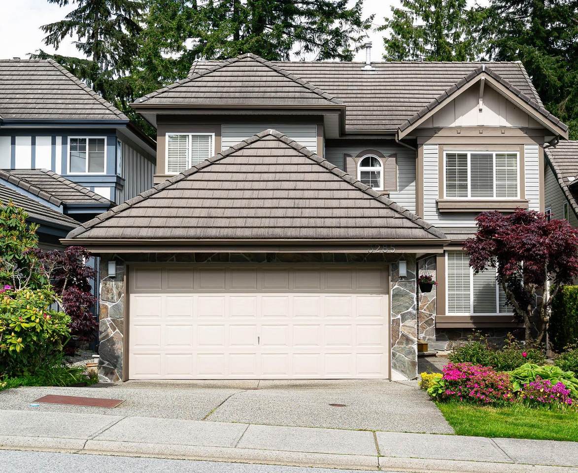3285 Chartwell Green - Photo 1