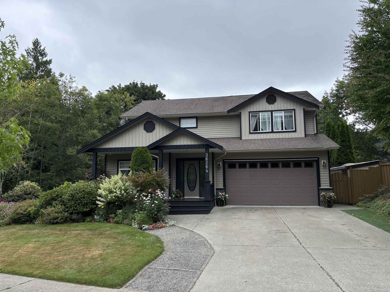 36264 Atwood Crescent - Photo 1