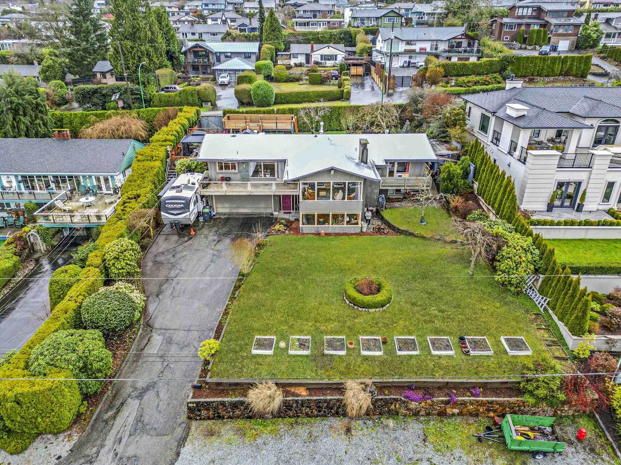 645 Baycrest Drive - Photo 1