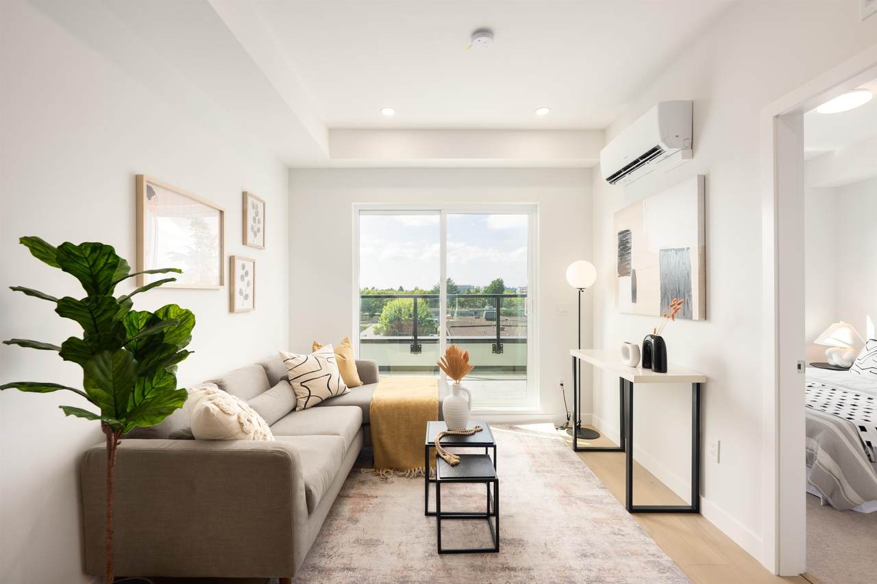 5398 207 Street - Photo 1