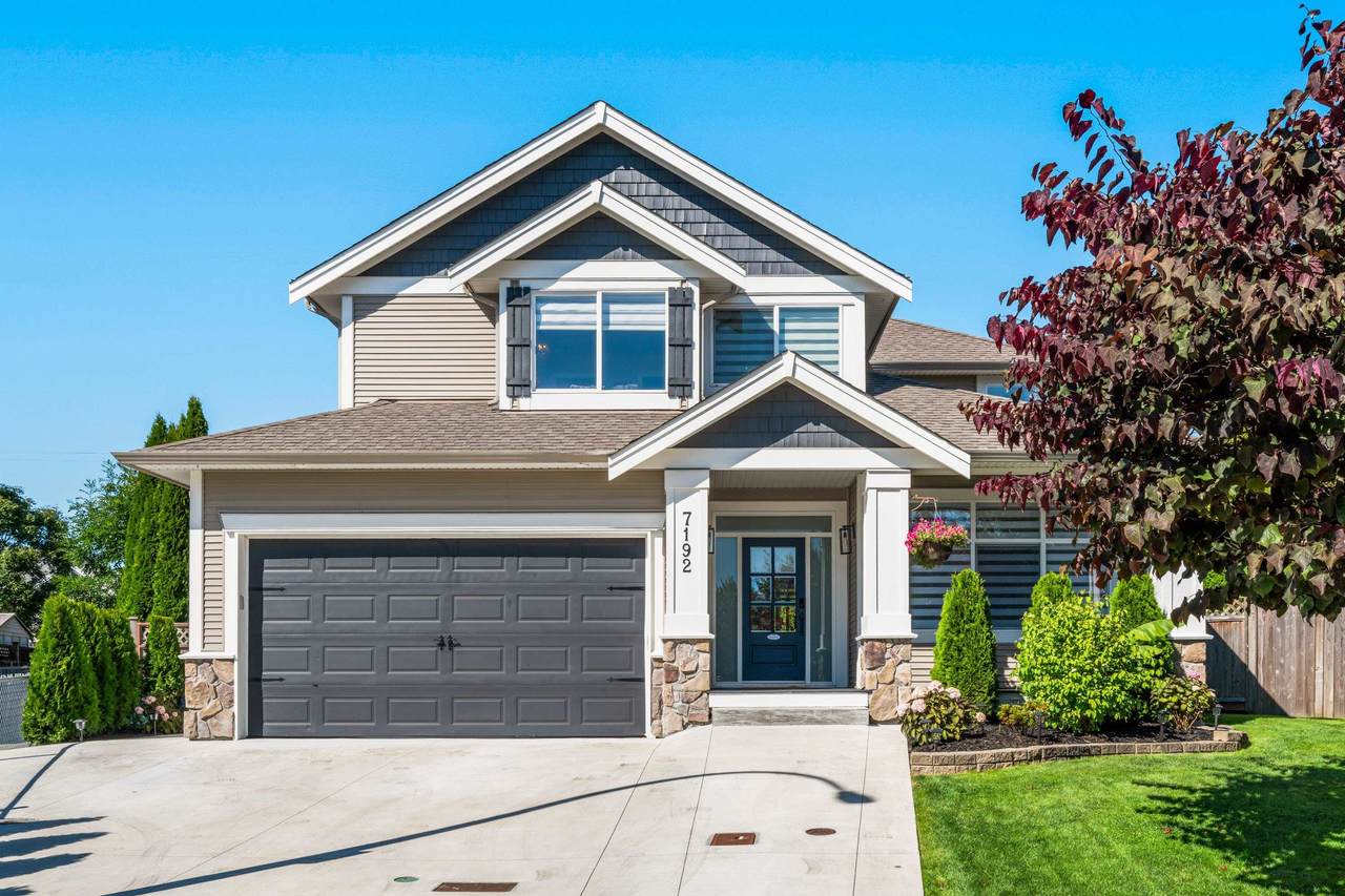 7192 196A Street - Photo 1