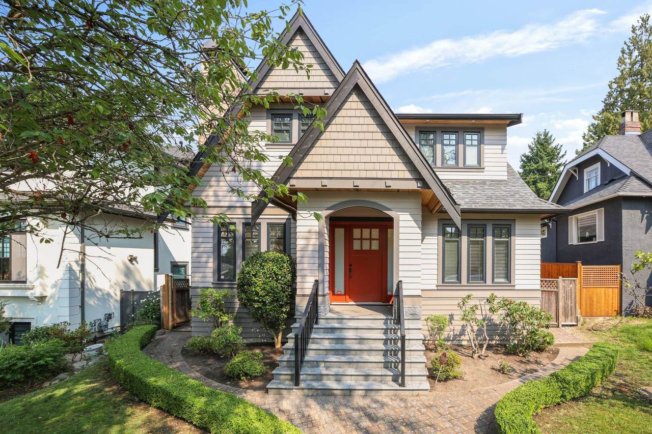 3553 31st Avenue - Photo 1