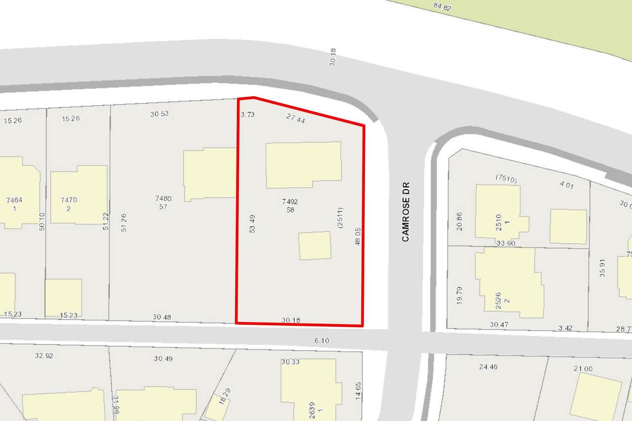 7492 Broadway - Photo 1