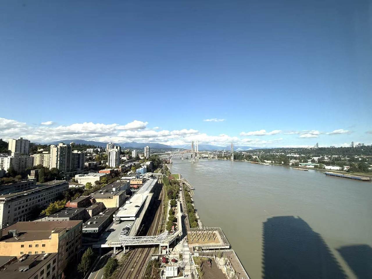 660 Quayside Drive - Photo 1