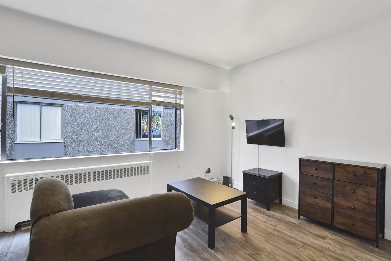 1540 Haro Street - Photo 1