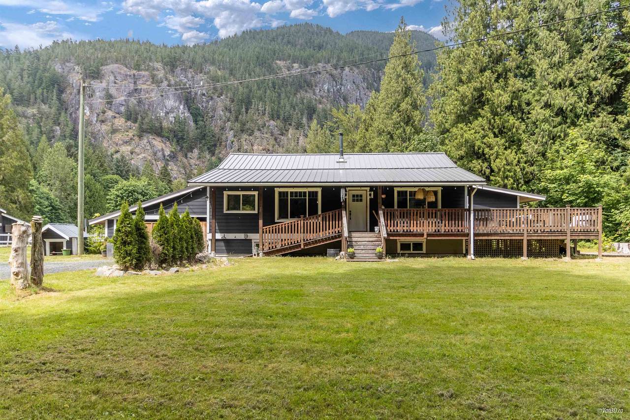 14848 Squamish Valley Road - Photo 1