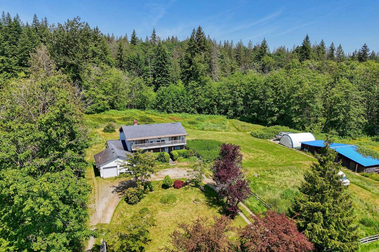 10022 Rolley Crescent - Photo 1