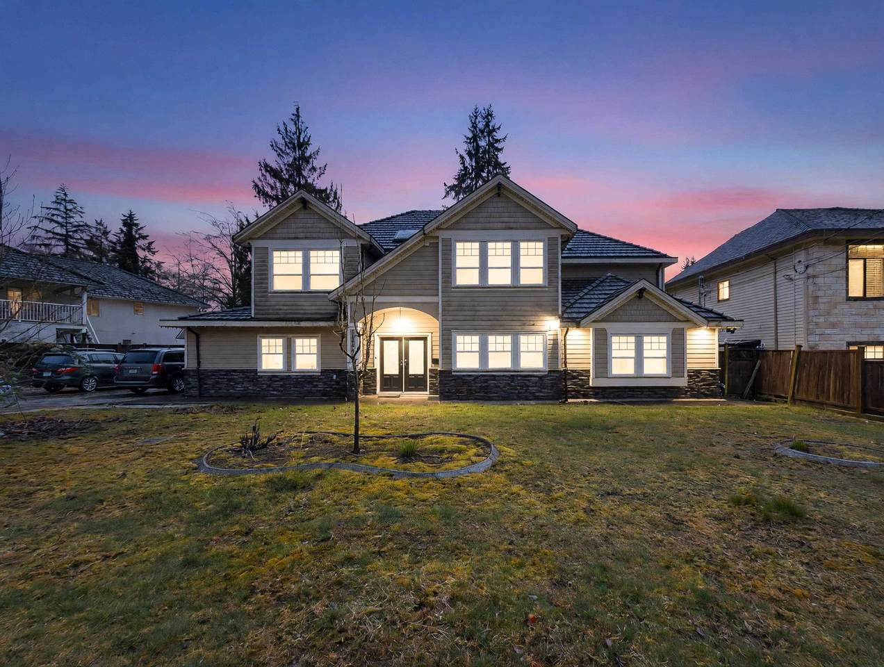 14906 92 Avenue - Photo 1