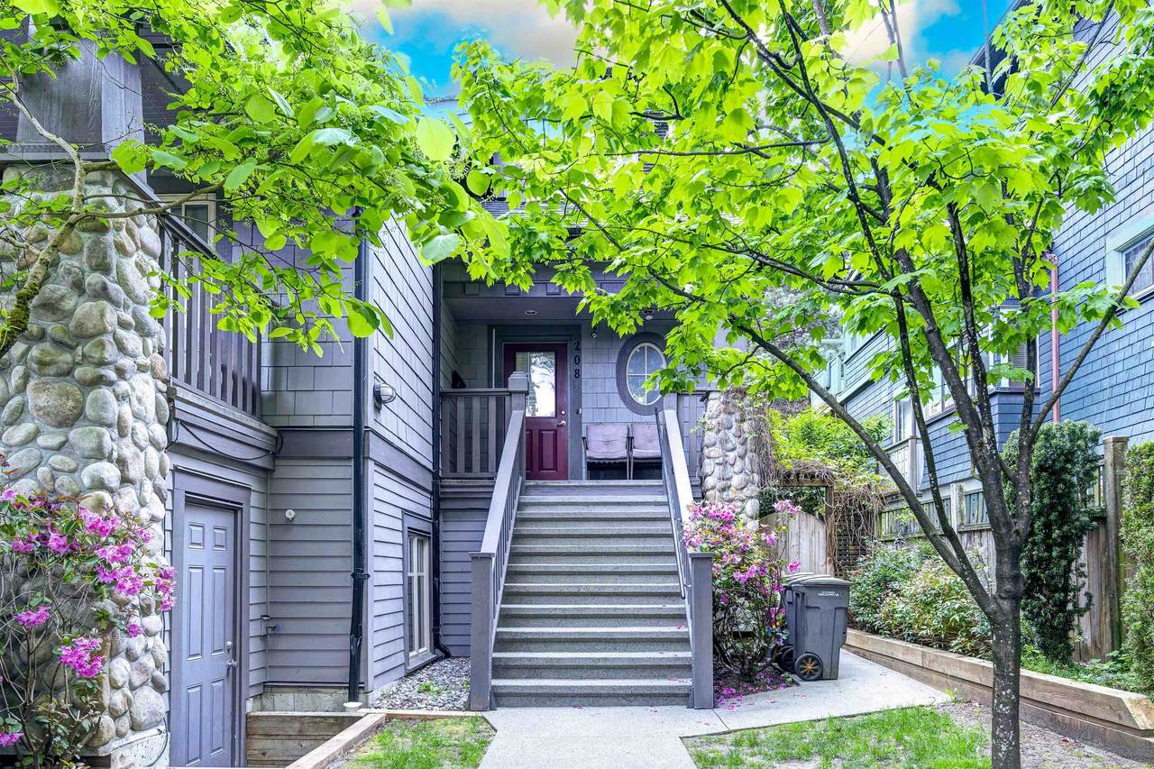 208 13th Avenue - Photo 1