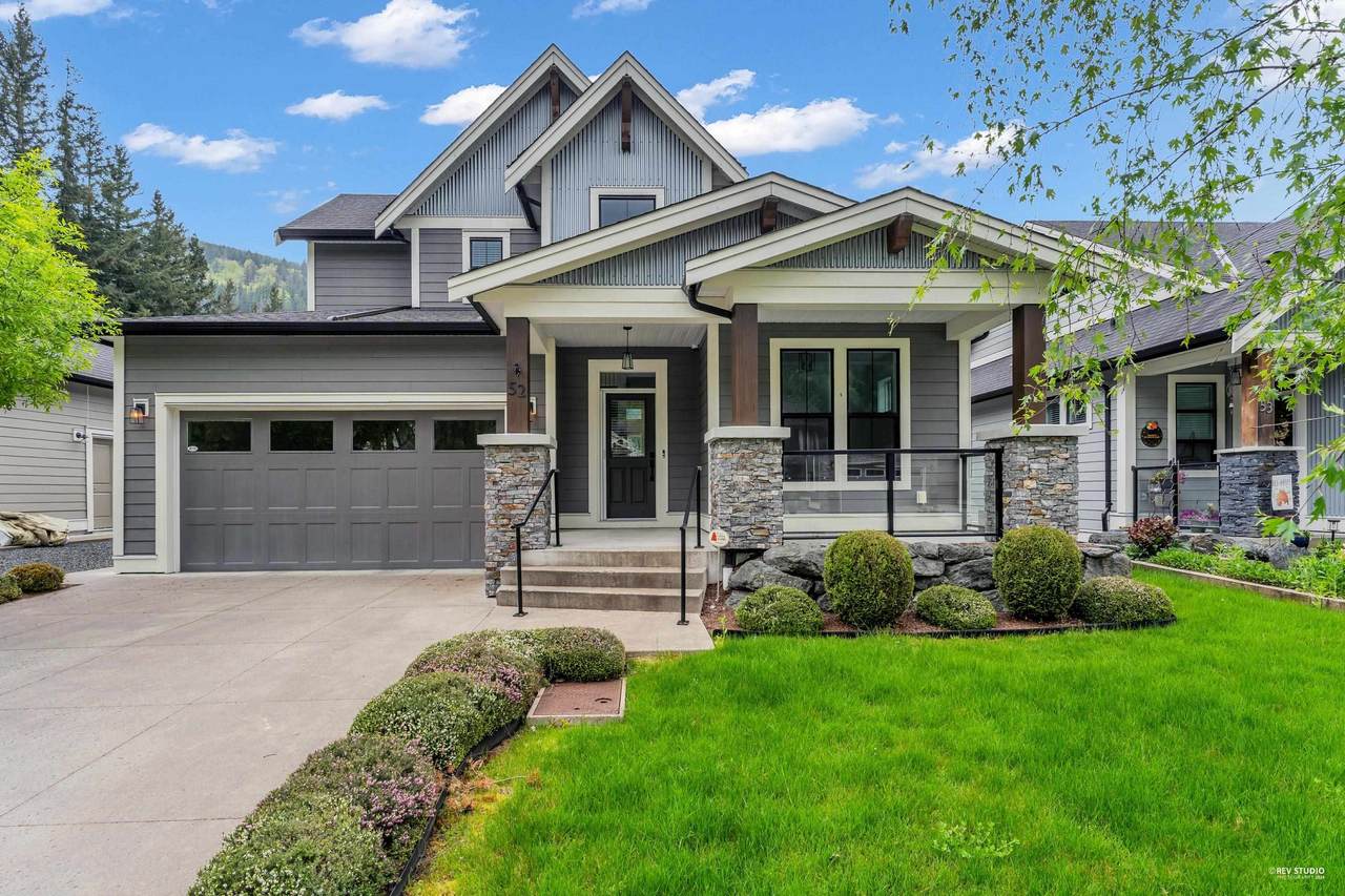 1885 Columbia Valley Road - Photo 1
