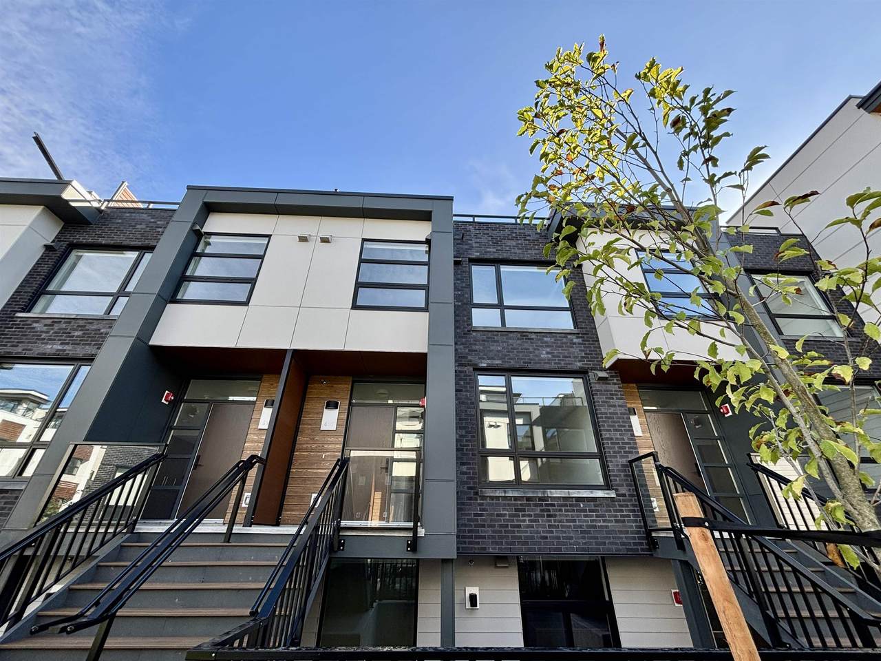 6085 Irmin Street - Photo 1