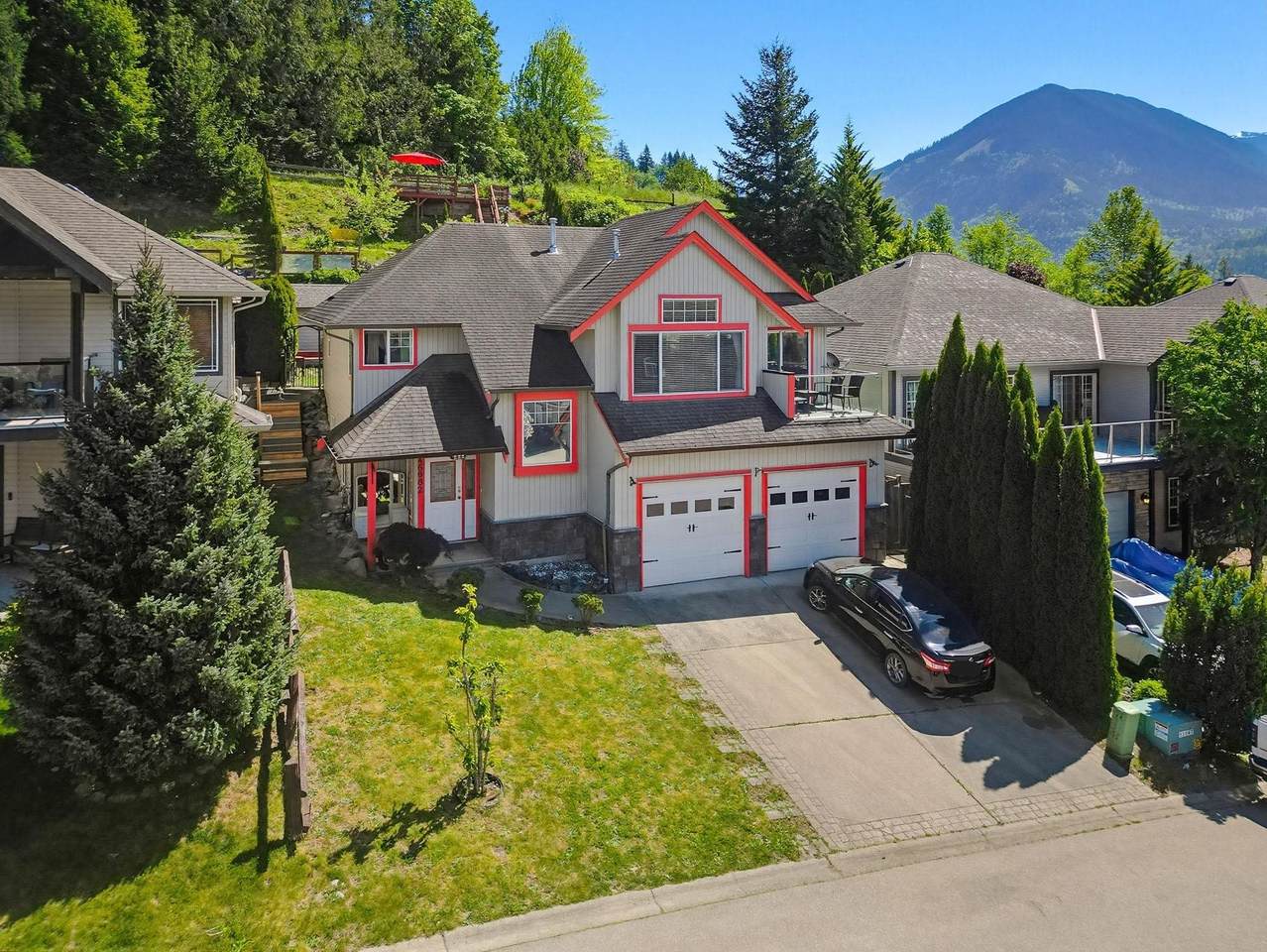 46082 Bridle Ridge Crescent - Photo 1