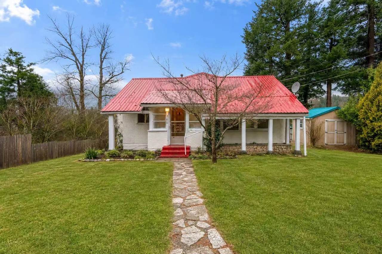 366 Water Avenue - Photo 1