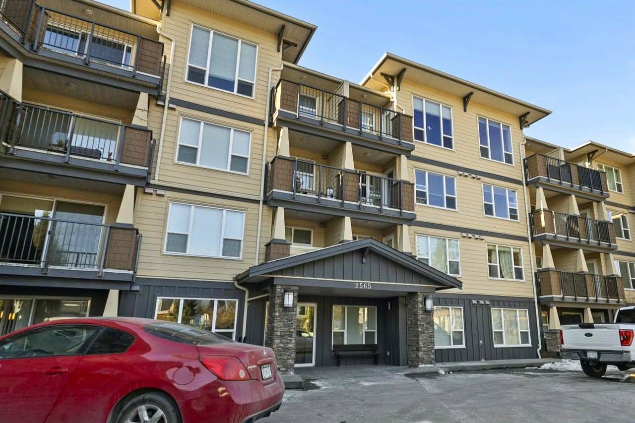 2565 Campbell Avenue - Photo 1