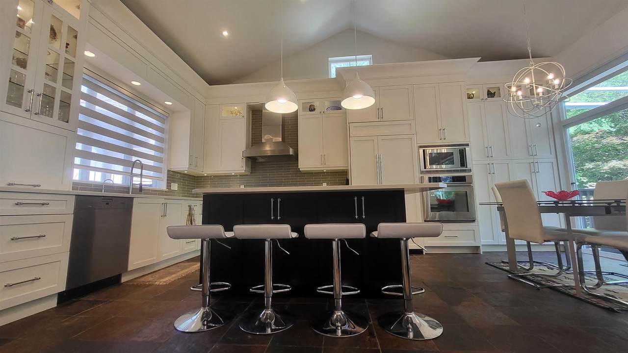 62 Ashwood Drive - Photo 1