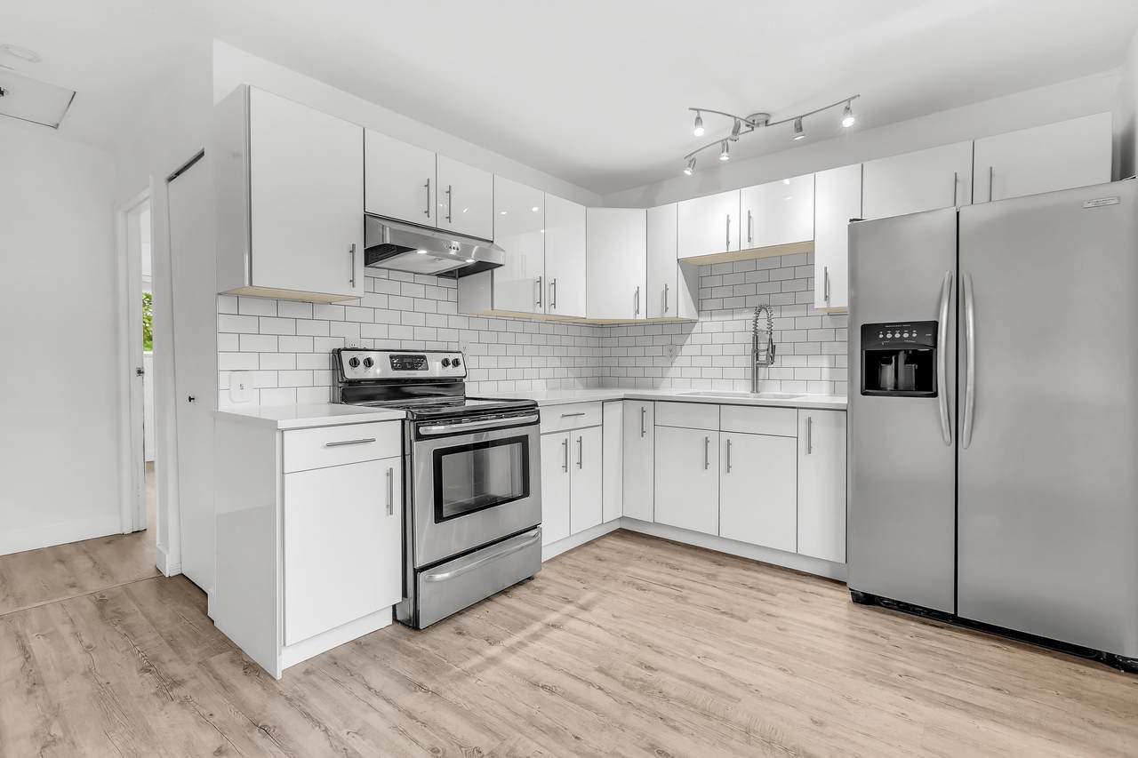 32232 14TH Avenue - Photo 1