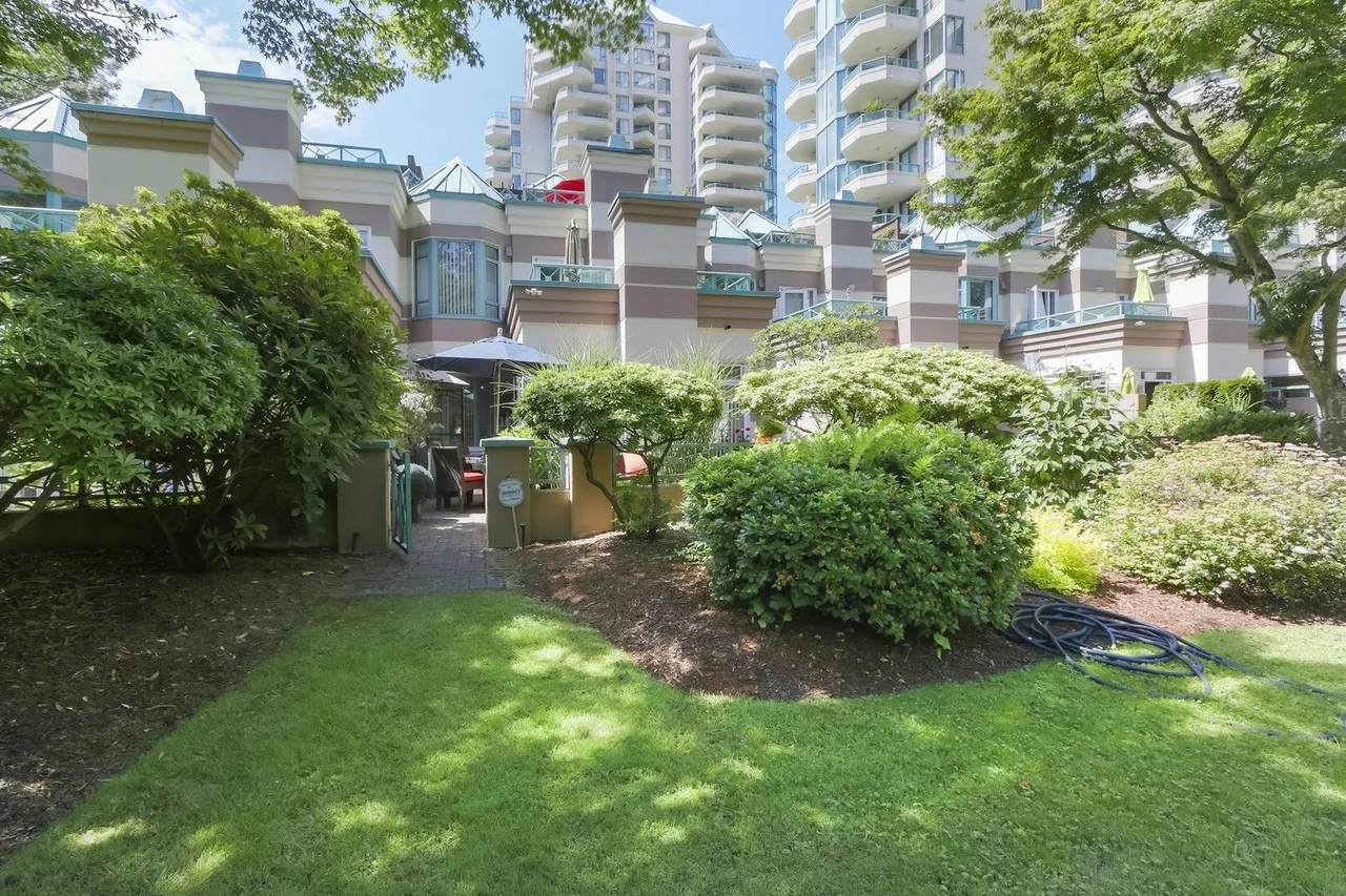 350 Taylor Way - Photo 1