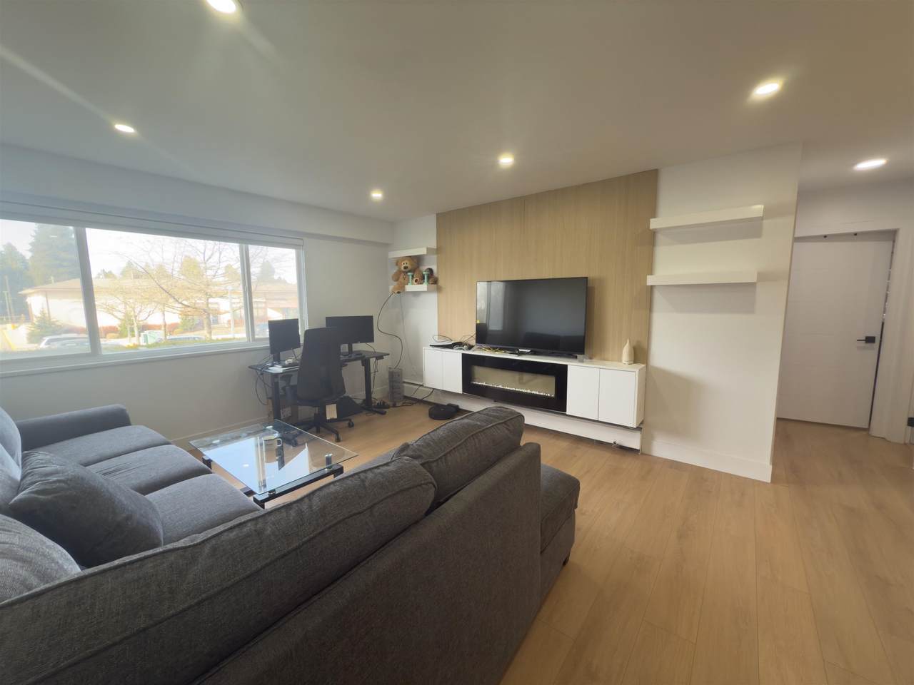 11816 88 Avenue - Photo 1