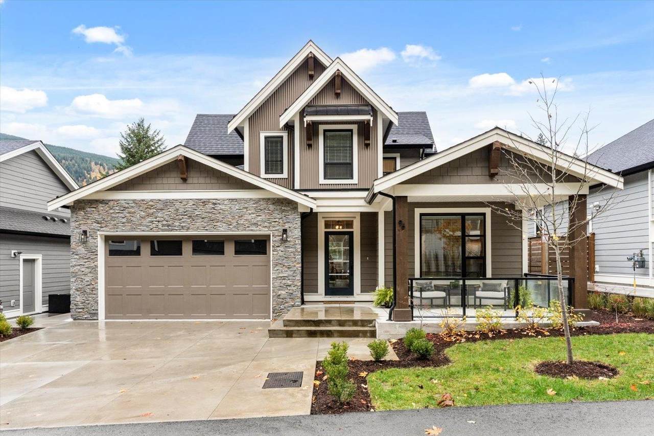 1880 Columbia Valley Road - Photo 1