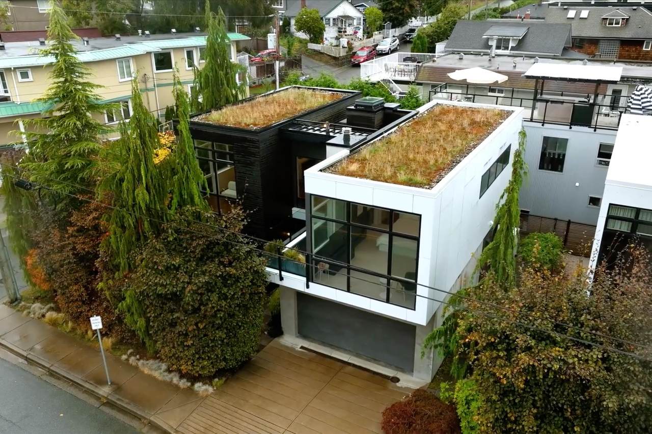 15611 Columbia Avenue - Photo 1