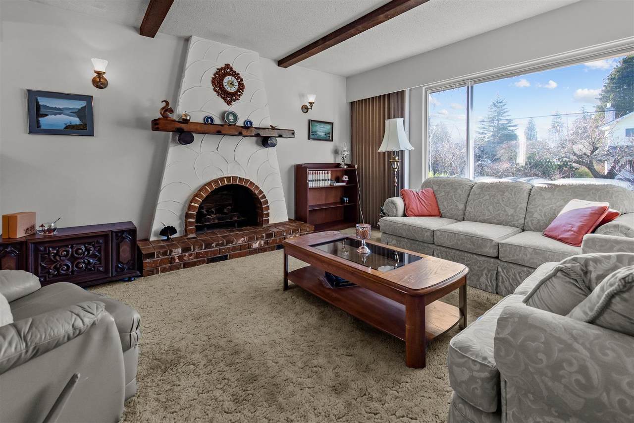 1518 Parker Place - Photo 1