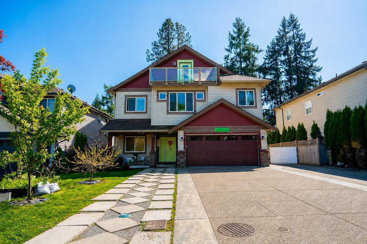 21528 Donovan Avenue - Photo 1
