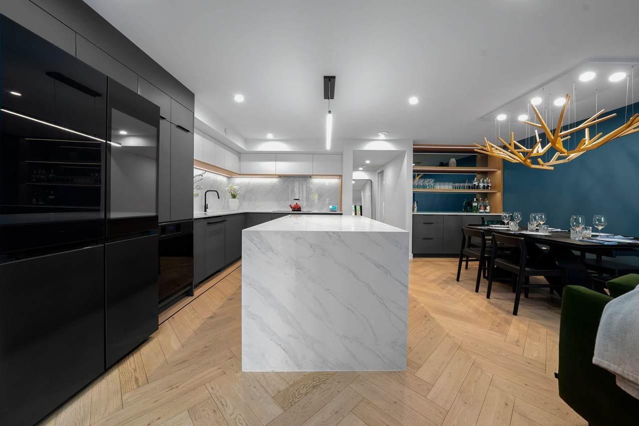 918 Homer Street - Photo 1
