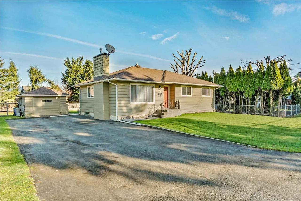 46329 Strathcona Road - Photo 1