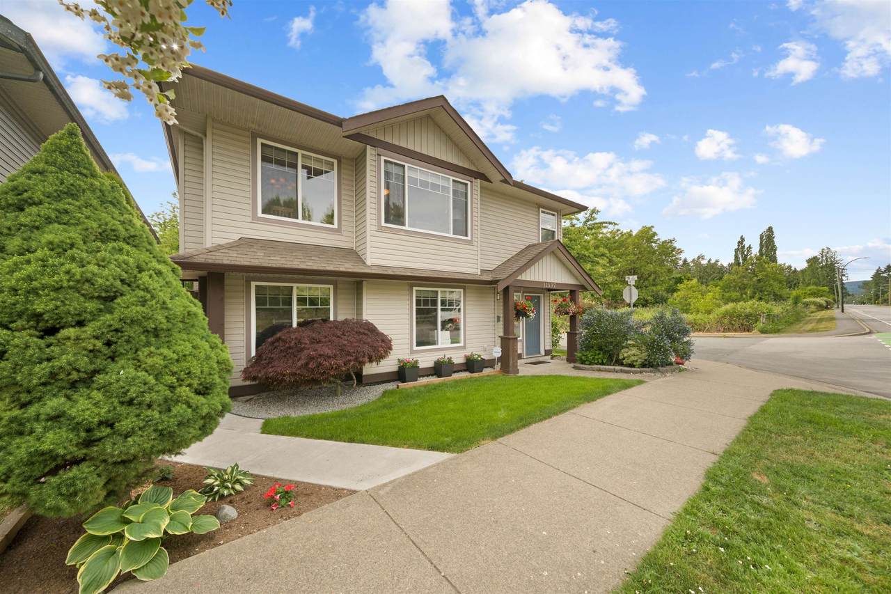11597 240 Street - Photo 1