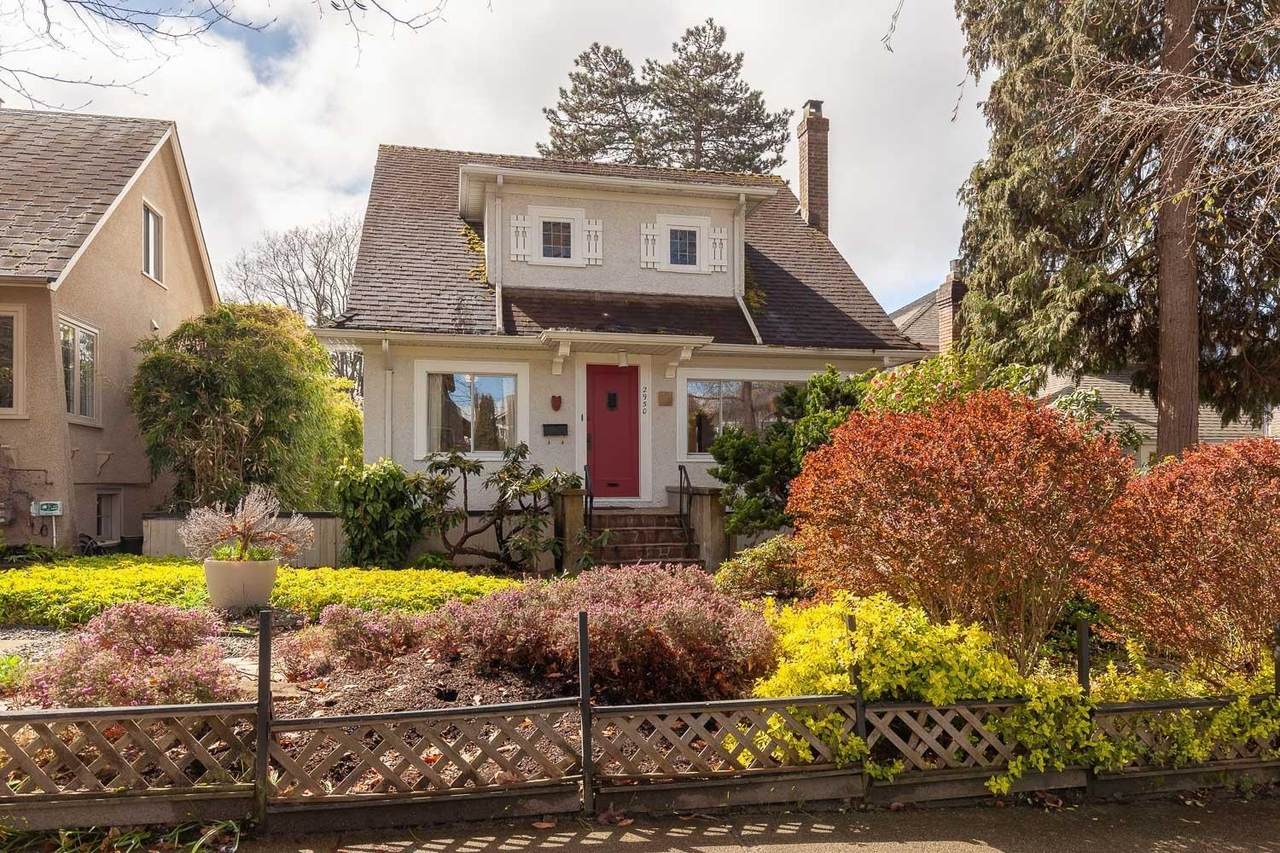 2950 31st Avenue - Photo 1