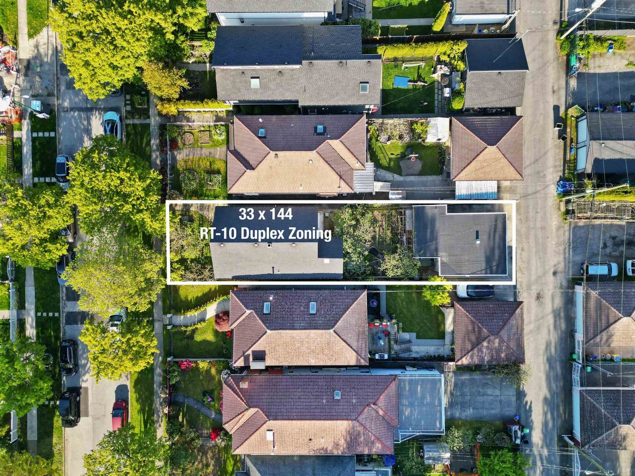 1228 27th Avenue - Photo 1