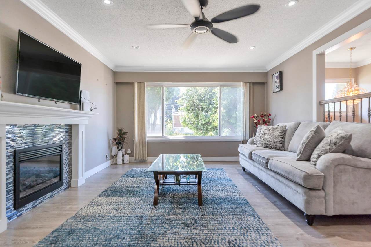 11415 87 Avenue - Photo 1