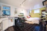 1517 Comox Street - Photo 9