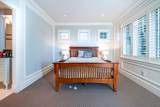 2913 Altamont Crescent - Photo 25