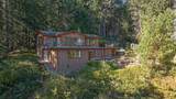 1361 Sturdies Bay Road - Photo 34