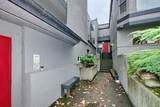 862 Broadway - Photo 20