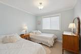 1274 Esquimalt Avenue - Photo 25
