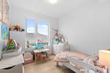 4933 Clarendon Street - Photo 18