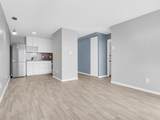 320 Royal Avenue - Photo 3