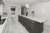 2010 Queens Avenue - Photo 10